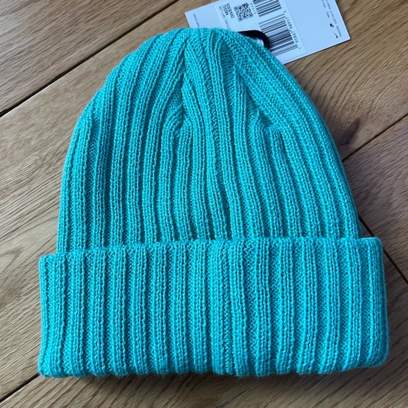 NIKE NRG Essential Knit Wool Unisex Beanie Turquoise NWT - Picture 2 of 5